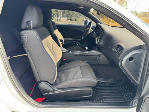 2018 Dodge Challenger SXT