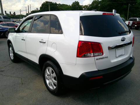 2011 Kia Sorento LX