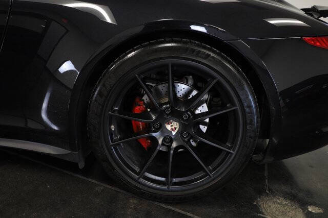 2014 Porsche 911 Carrera 4S