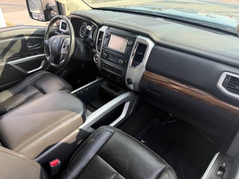 2016 Nissan Titan XD SL