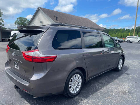 2015 Toyota Sienna