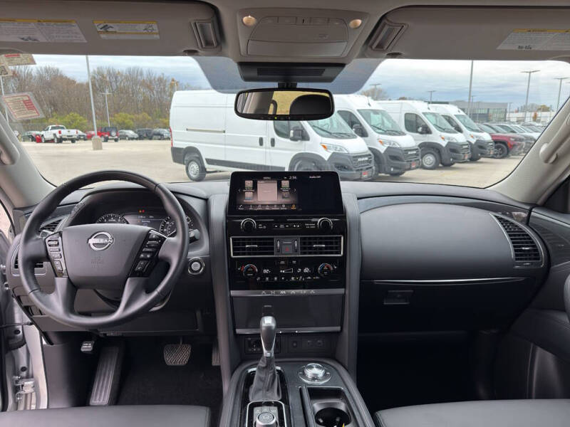 2024 Nissan Armada SV