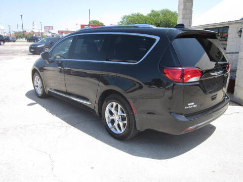 2017 Chrysler Pacifica Limited