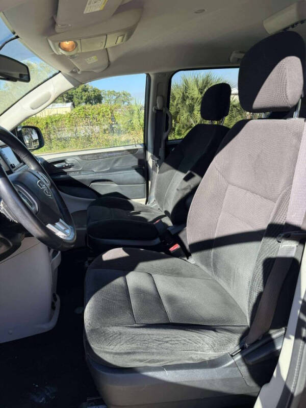 2017 Dodge Grand Caravan SE