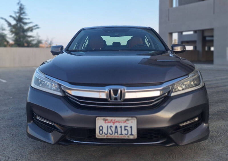 2017 Honda Accord Hybrid Touring