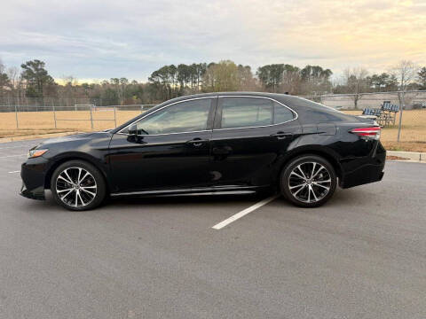 2019 Toyota Camry SE