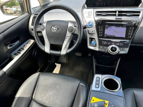2016 Toyota Prius v