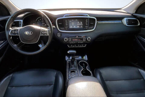 2019 Kia Sorento EX V6