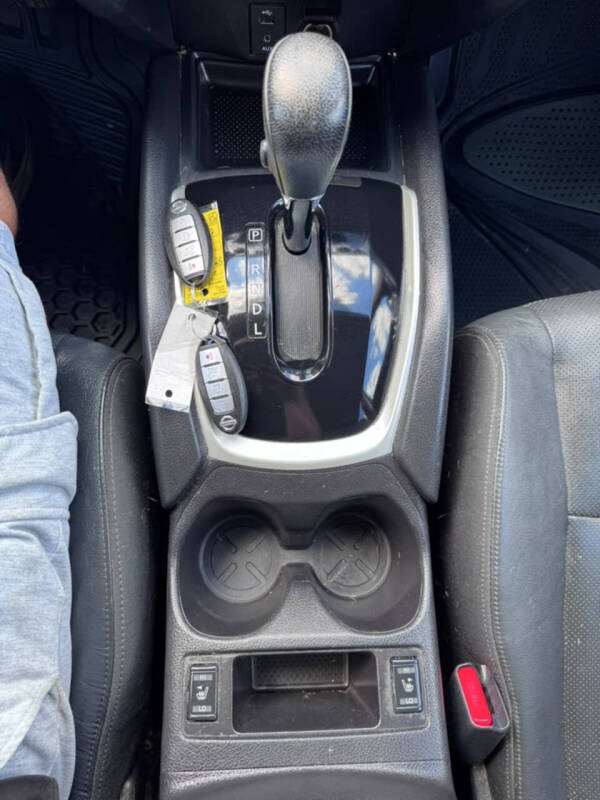 2015 Nissan Rogue