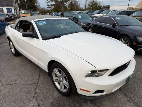 2010 Ford Mustang V6