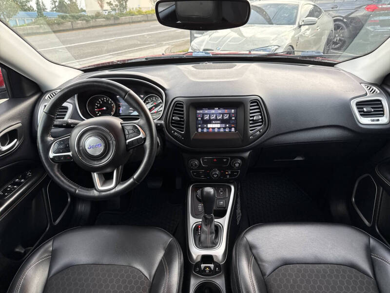 2017 Jeep Compass Latitude