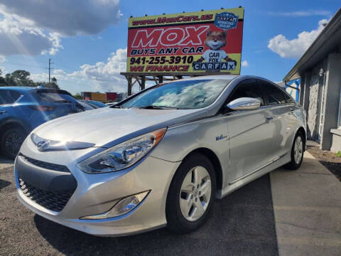 2012 Hyundai Sonata Hybrid for sale at Mox Motors in Port Charlotte FL