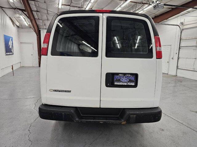 2017 Chevrolet Express 2500