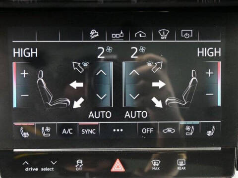 2019 Audi e-tron quattro Prestige