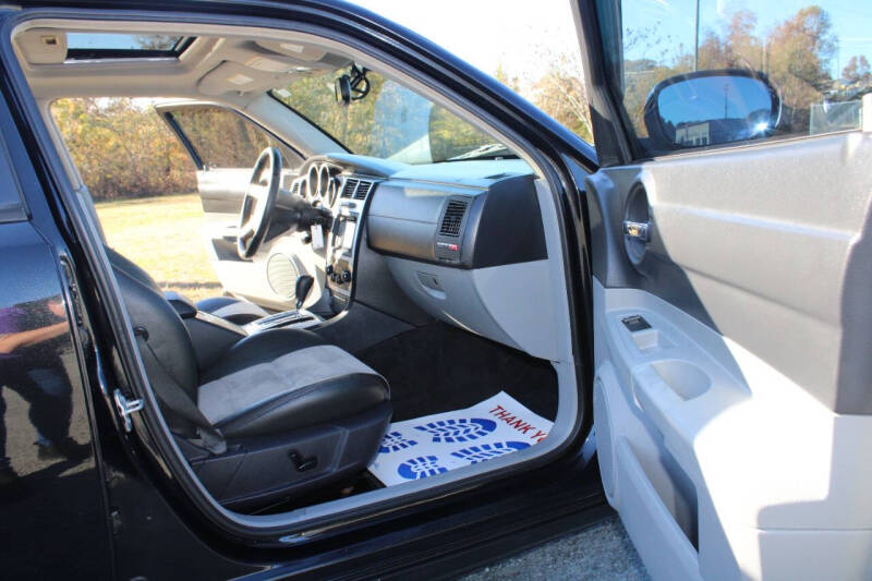 2007 Dodge Charger SRT-8