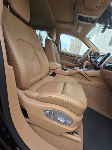 2016 Porsche Cayenne