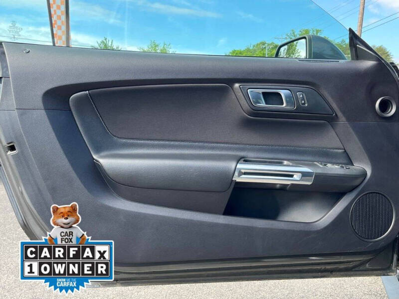 2019 Ford Mustang EcoBoost