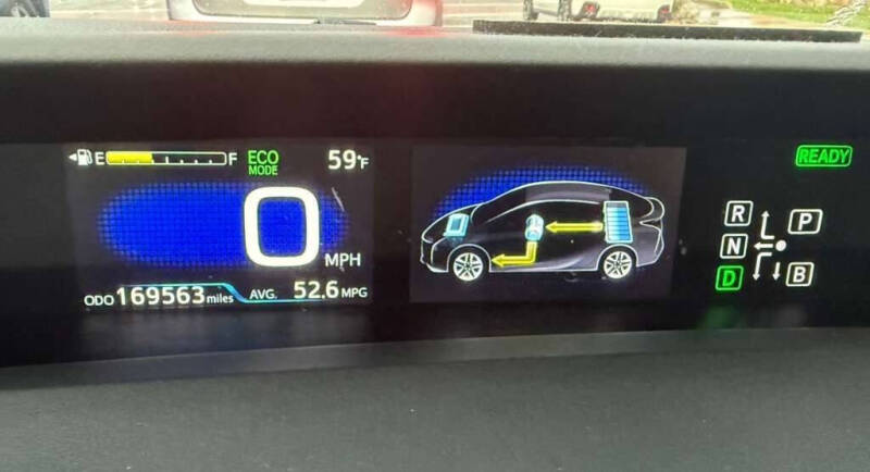 2017 Toyota Prius Three