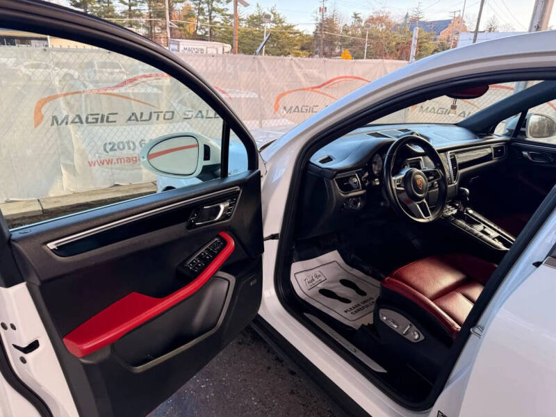 2017 Porsche Macan S