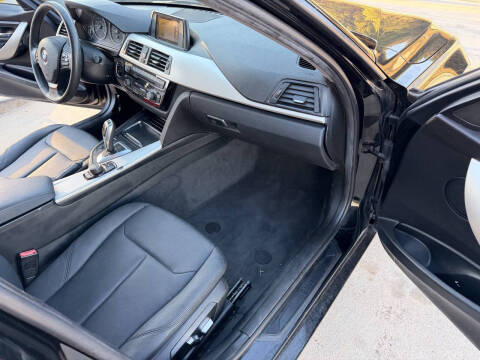 2017 BMW 3 Series 320i