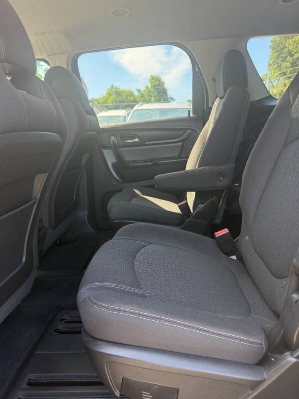 2015 GMC Acadia SLE-2