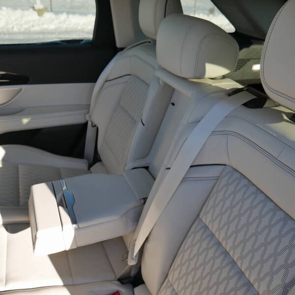 2024 Lincoln Nautilus Black Label