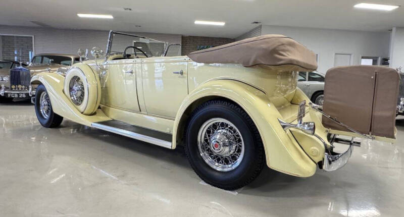1933 Packard Eight