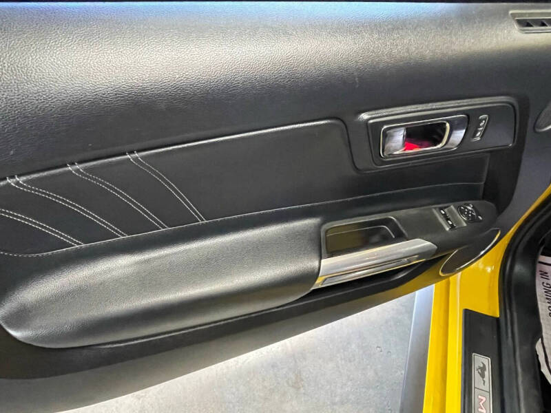 2017 Ford Mustang GT Premium