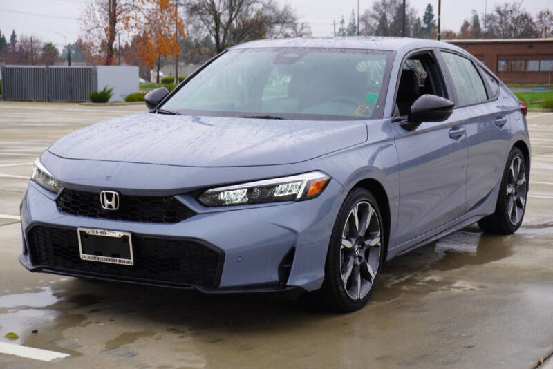 2025 Honda Civic Hatchback Sport Touring's photo