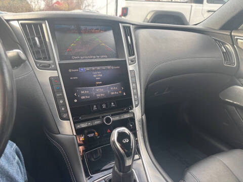 2017 Infiniti Q60 3.0T Premium