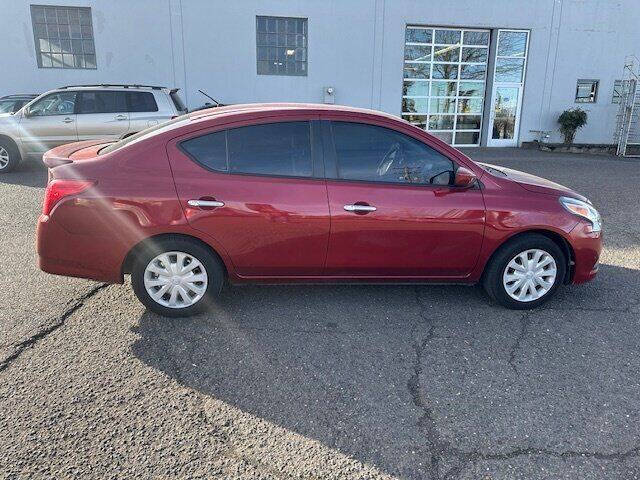 2017 Nissan Versa