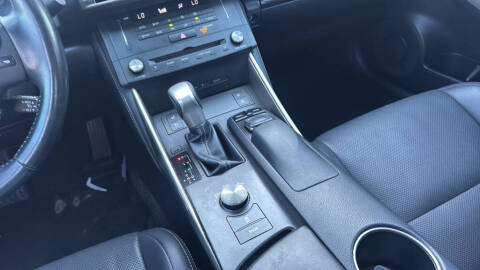 2015 Lexus IS 250