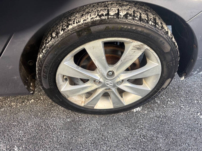 2014 Hyundai Accent SE
