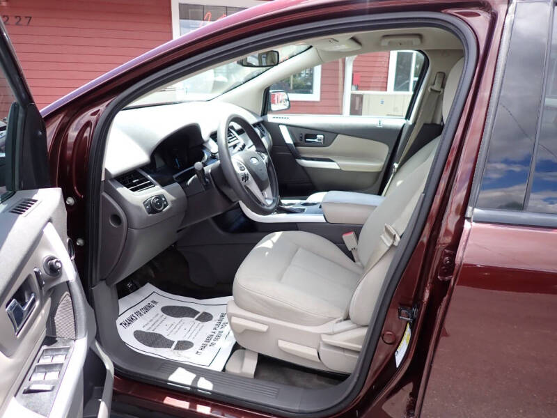 2012 Ford Edge SE