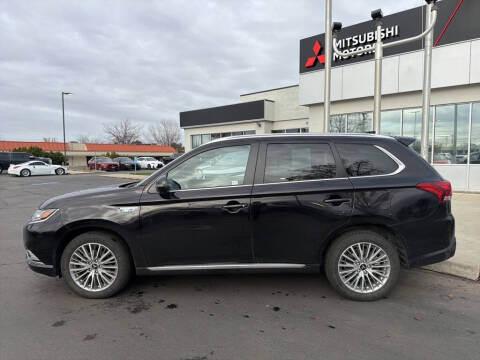 2022 Mitsubishi Outlander PHEV GT