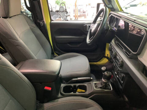 2024 Jeep Gladiator NightHawk