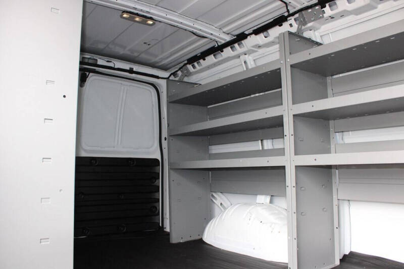 2024 Chevrolet Express 2500