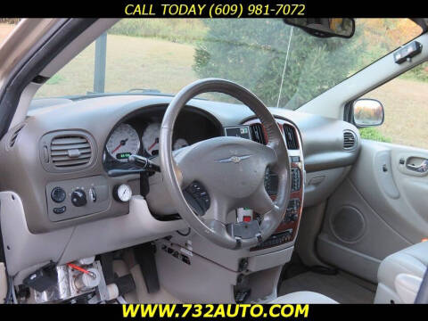 2006 Chrysler Town and Country Limited