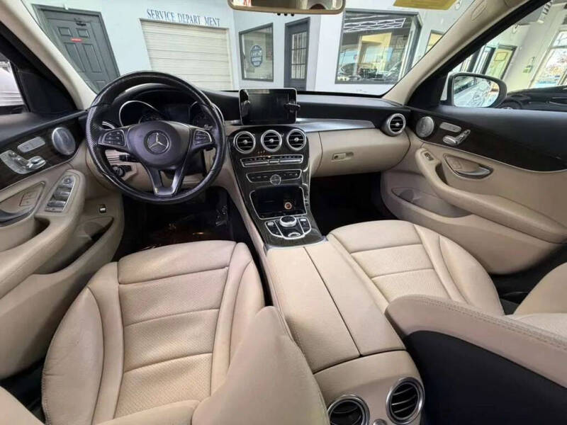 2017 Mercedes-Benz C-Class