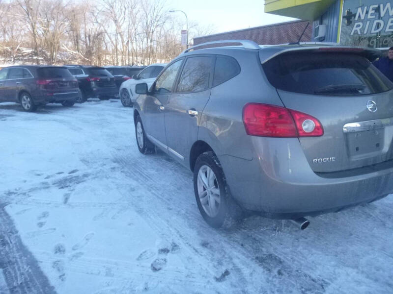 2012 Nissan Rogue SV