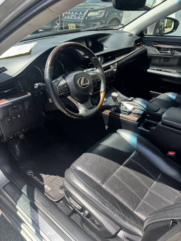 2016 Lexus ES 350
