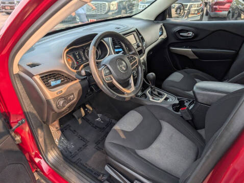 2017 Jeep Cherokee Sport