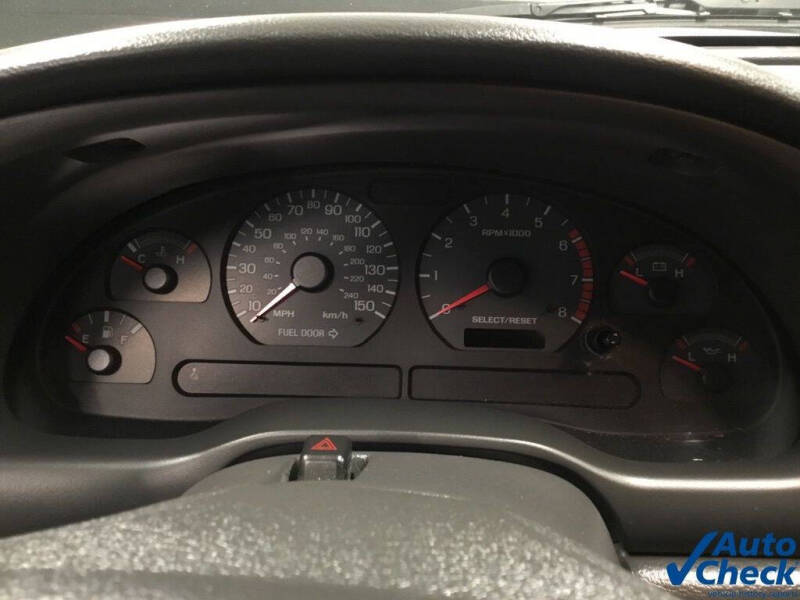 2003 Ford Mustang