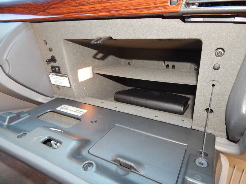 2004 Cadillac DeVille