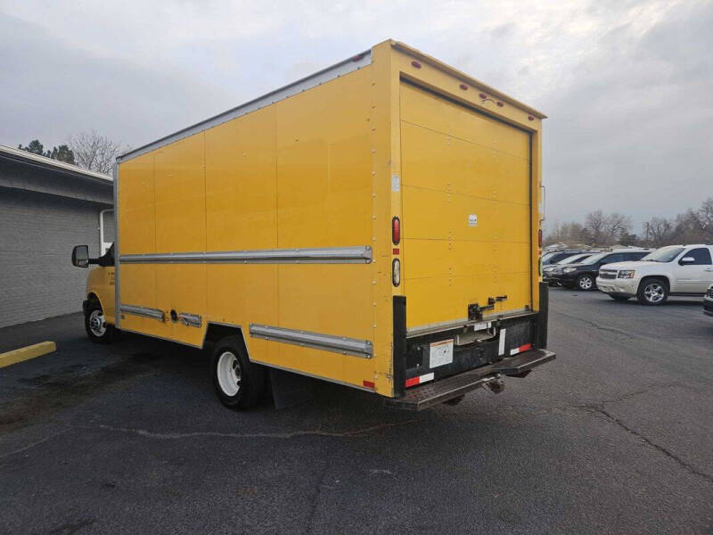 2011 GMC Savana 3500