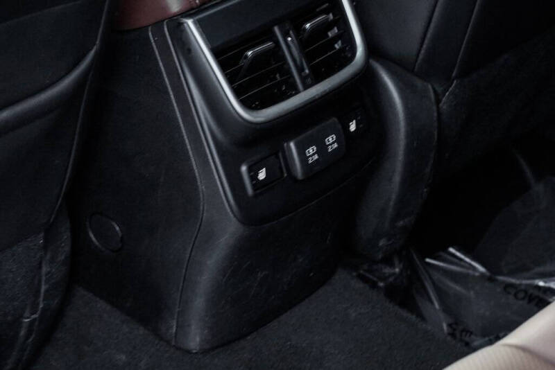 2020 Subaru Outback Touring XT