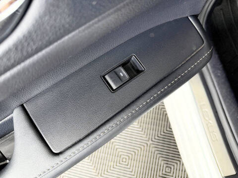 2014 Lexus ES 300h