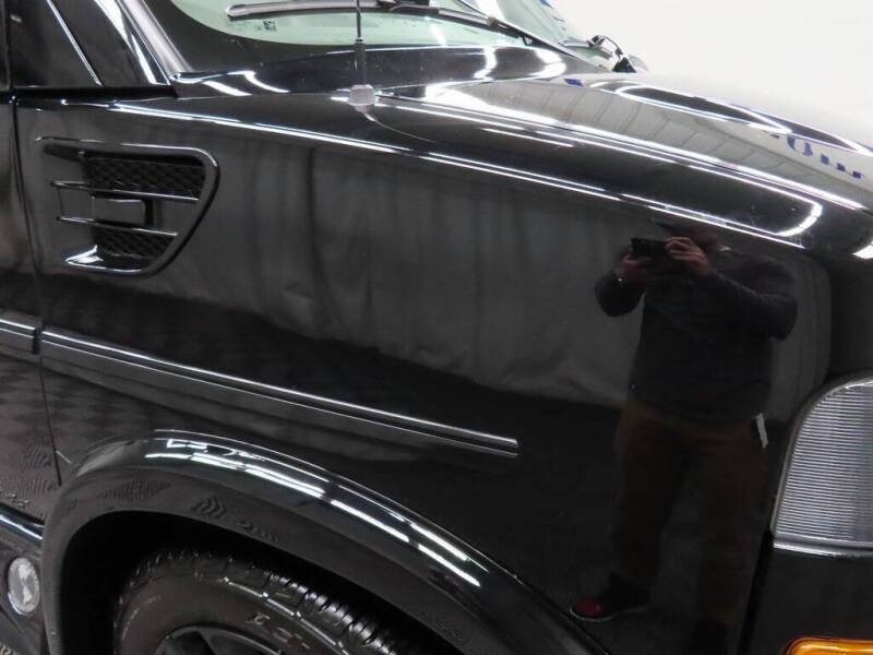 2022 GMC Savana 2500