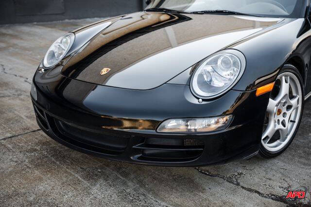 2005 Porsche 911 Carrera