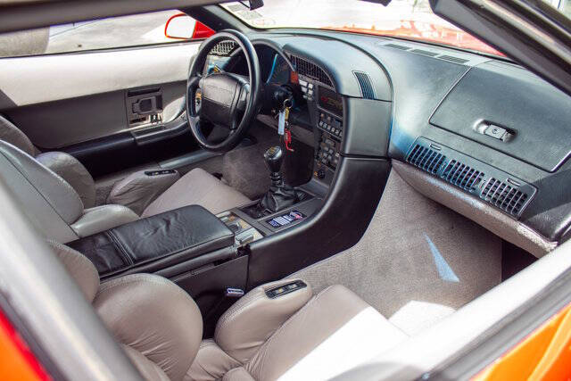 1990 Chevrolet Corvette 19